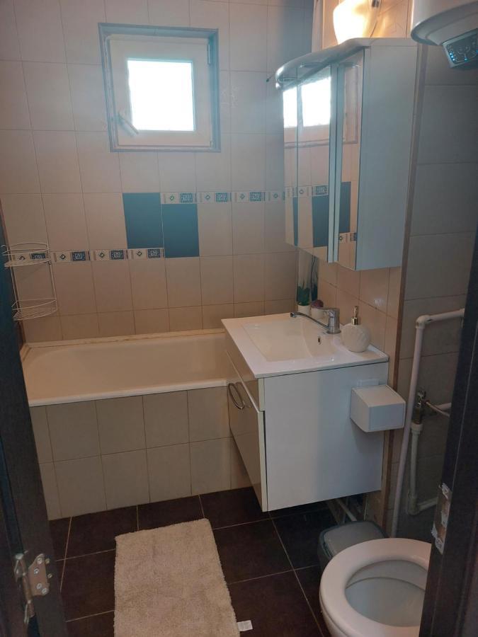 Apartament Central Renovat 3 Camere 布加勒斯特 外观 照片